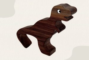 Trex Trex kézműves ajándék feketediófából. Felnőttek és gyermekek kedvence. Elérhető pulcsiban vagy anélkül.